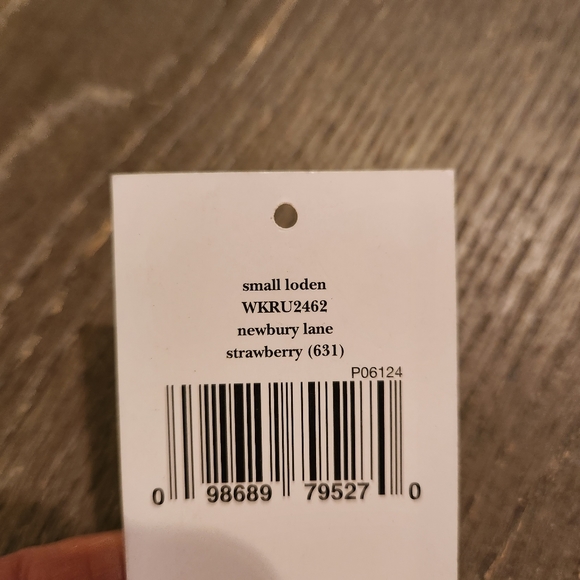 Kate Spade handbag in Strawberry 🍓 - Picture 8 of 8